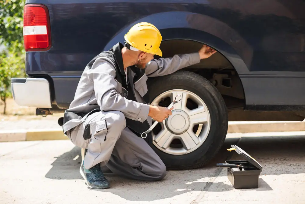 Instant Help with Emergency Truck Tire Repair in Orlando